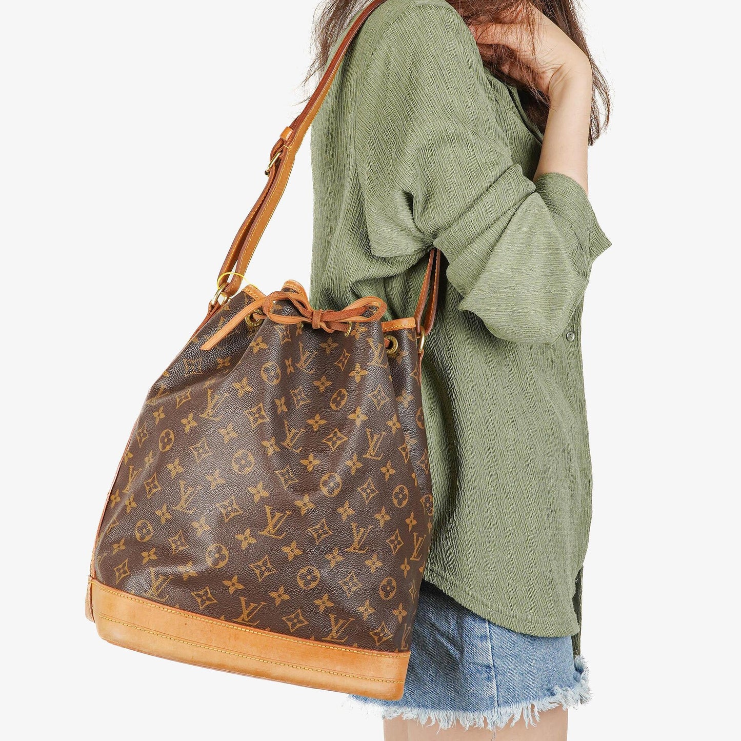 Louis Vuitton Noe Grande GM Monogram Canvas Schultertasche