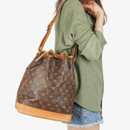 Louis Vuitton Noe Grande GM Monogram Canvas Schultertasche