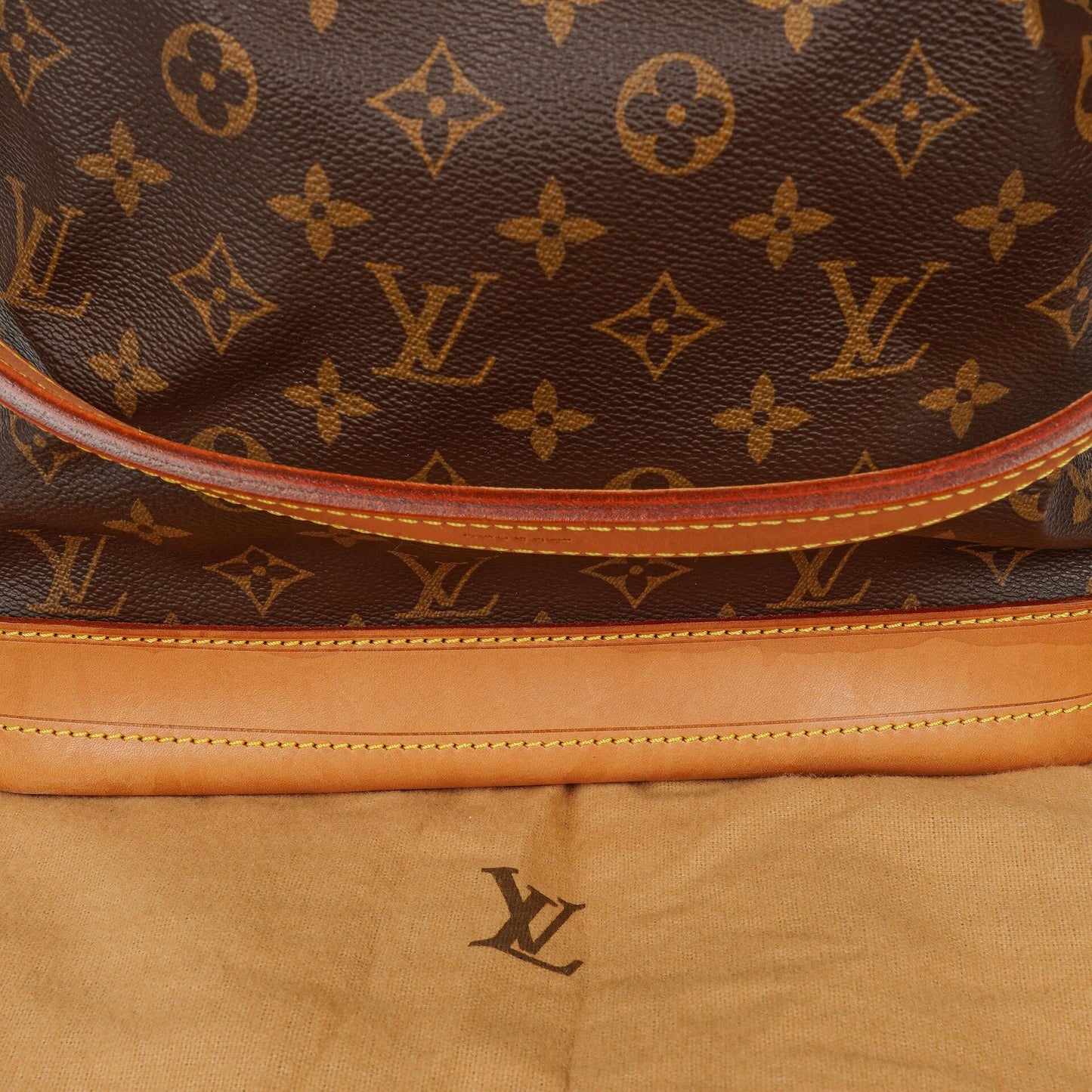 Louis Vuitton Noe Grande GM Schultertasche aus Monogram Canvas