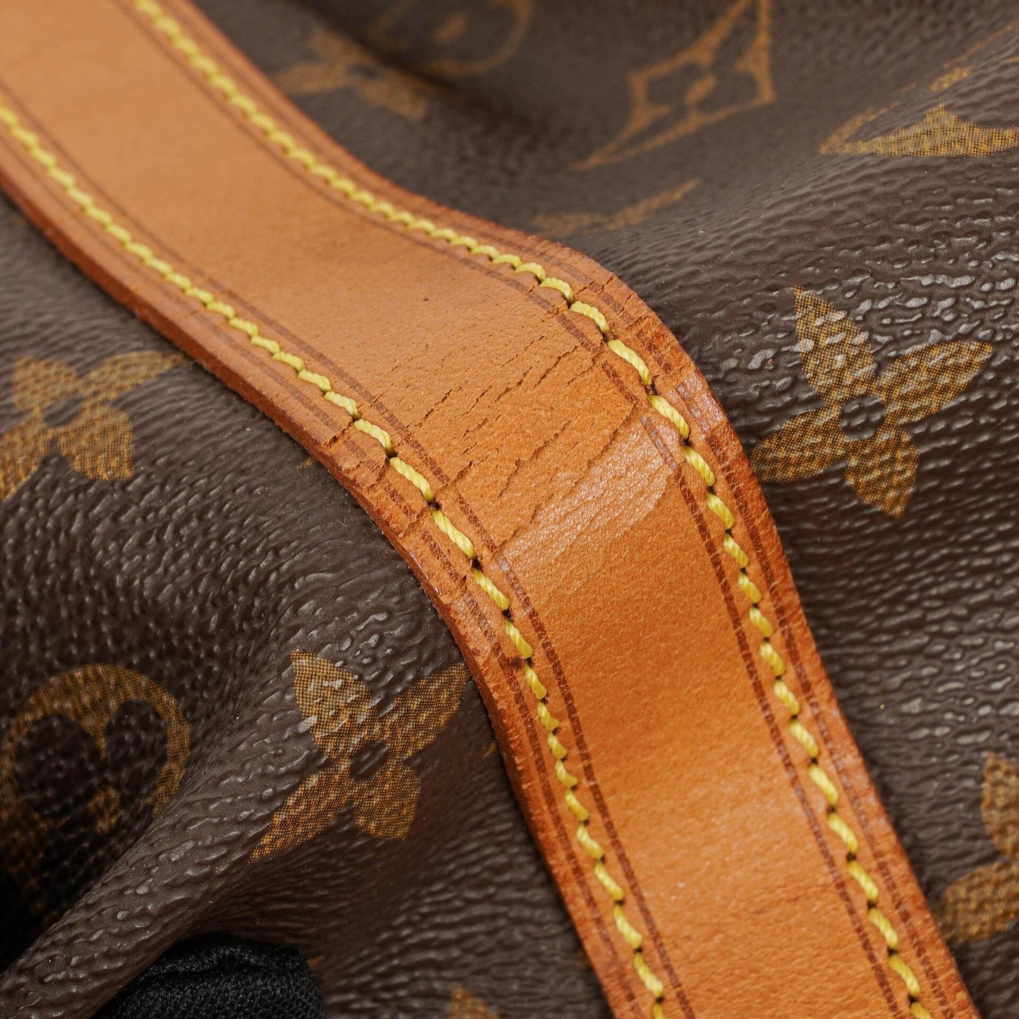 Louis Vuitton Noe Grande GM Monogram Canvas Schultertasche