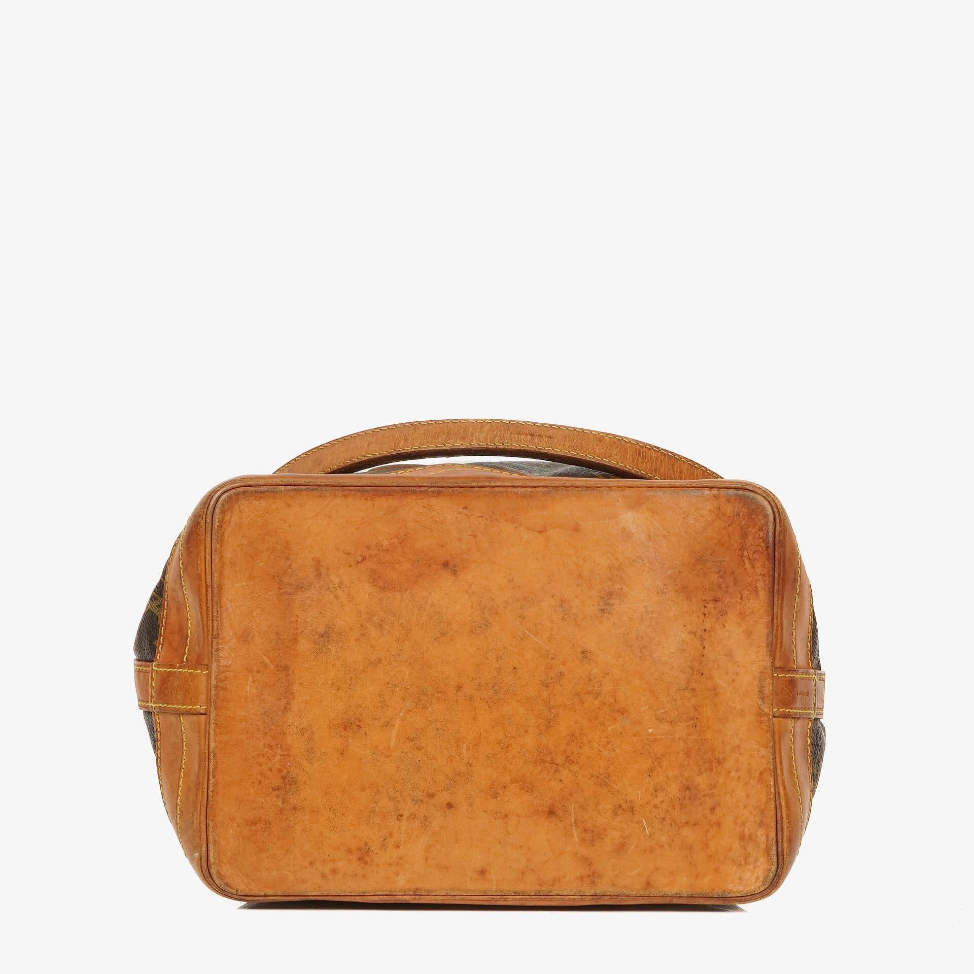 Louis Vuitton Noe Grande GM Monogram Canvas Schultertasche