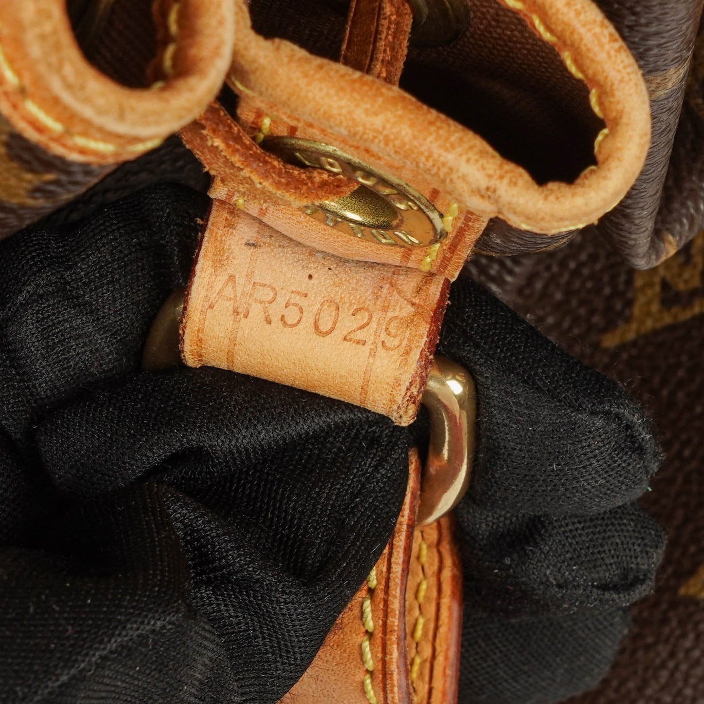 Louis Vuitton Noé Grande GM Schultertasche aus Monogram Canvas