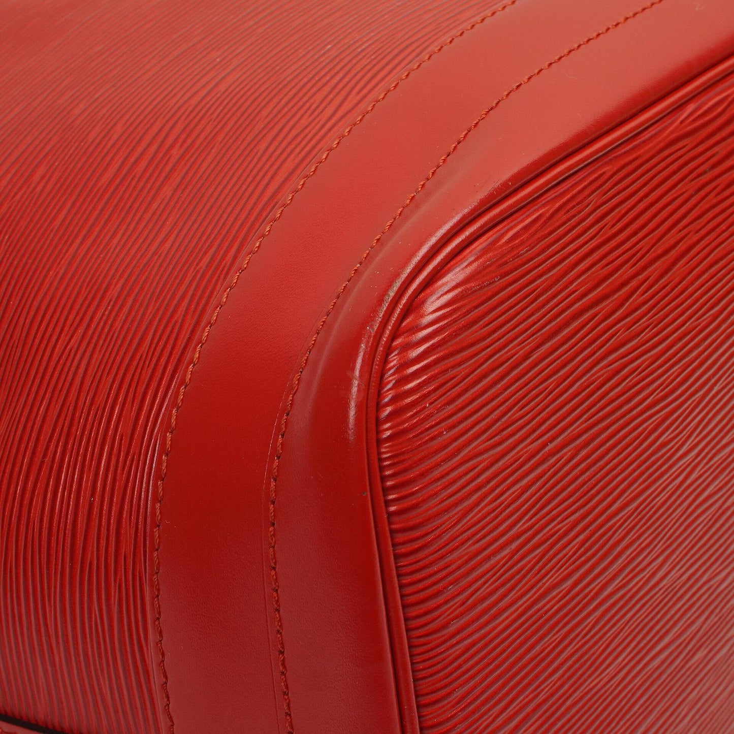 Louis Vuitton Noe Grande GM Rot EPI Leder Schultertasche