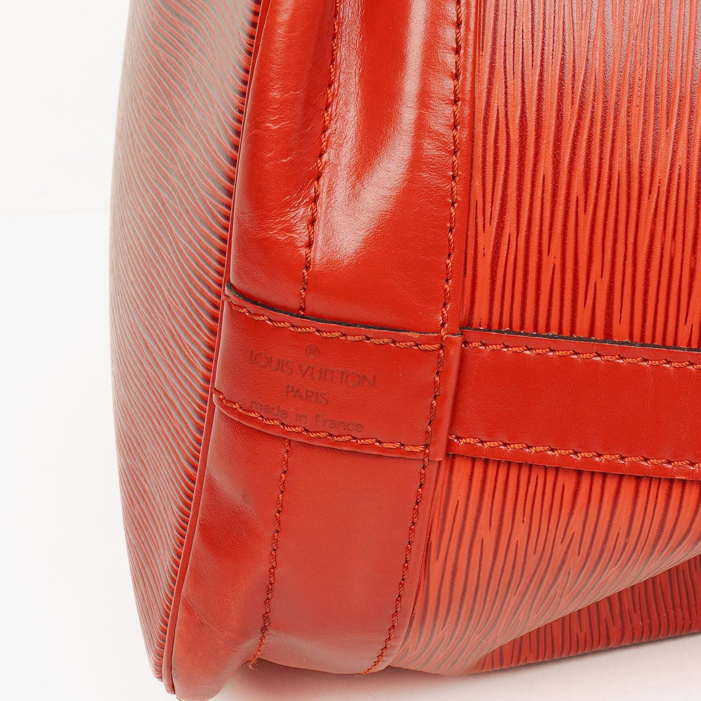 Louis Vuitton Noe Grande GM Schultertasche aus rotem Epi Leder