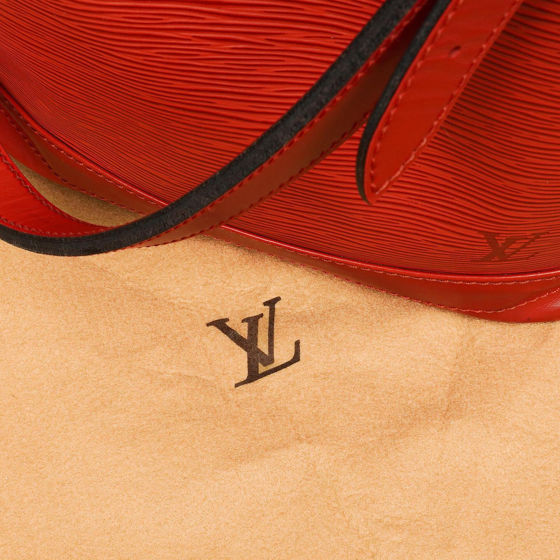 Louis Vuitton Noe Grande GM Schultertasche aus rotem Epi Leder