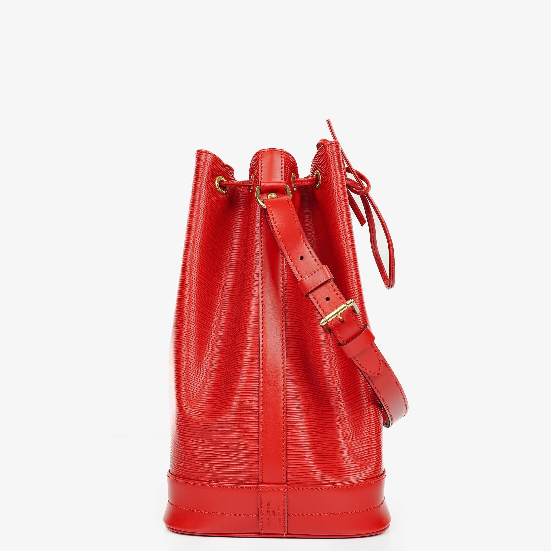 Louis Vuitton Noe Grande GM Schultertasche aus rotem Epi Leder