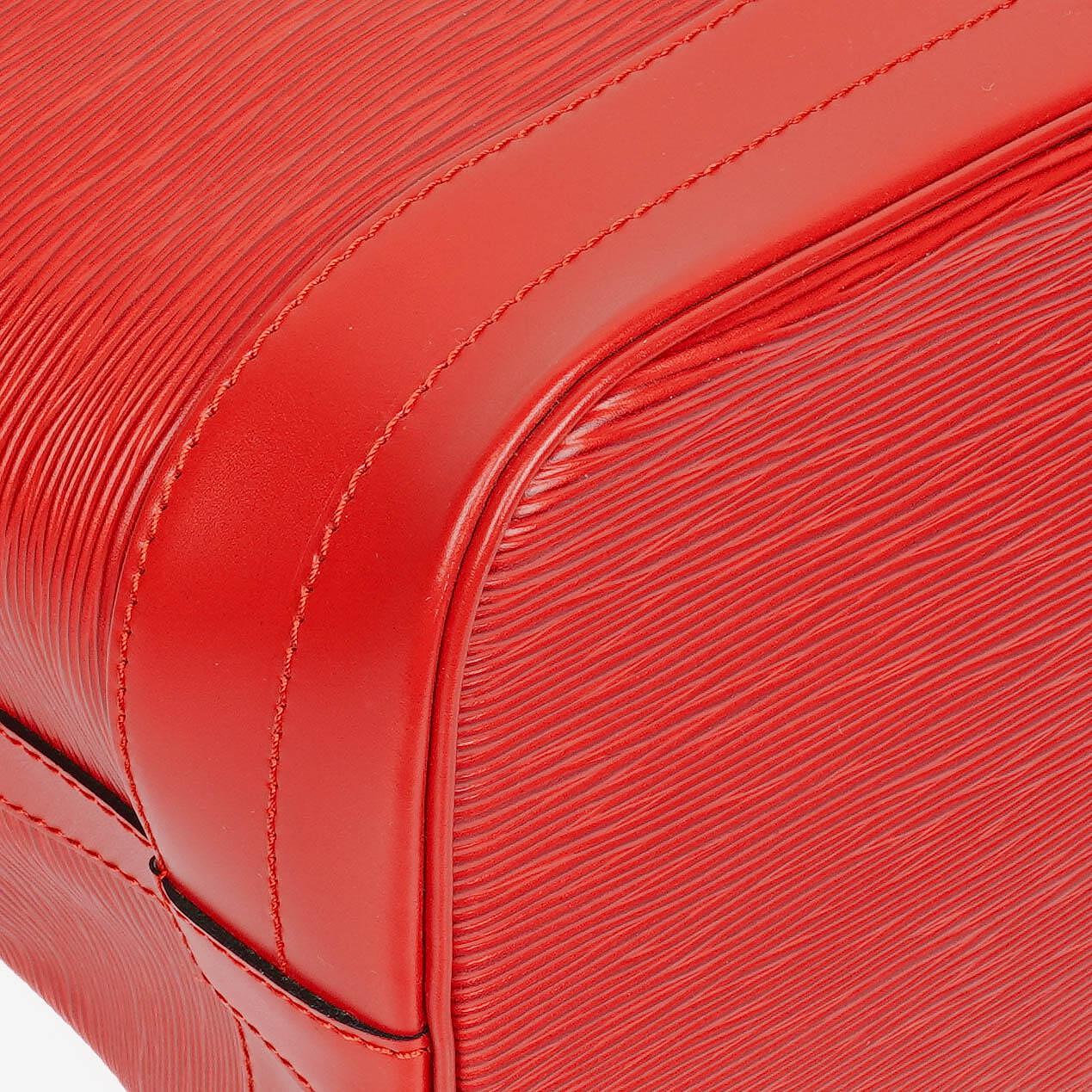 Louis Vuitton Noe Grande GM Schultertasche aus rotem Epi Leder
