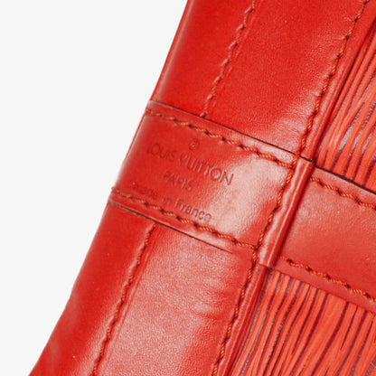 Louis Vuitton Noé Grande GM Schultertasche aus rotem Epi-Leder