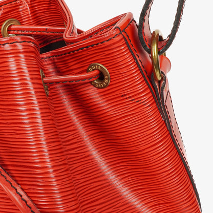 Louis Vuitton Noe Grande GM Schultertasche aus rotem Epi Leder