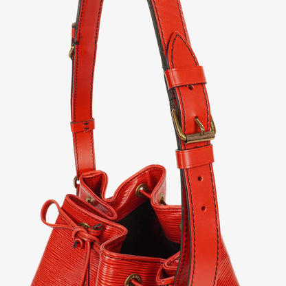 Louis Vuitton Noe Grande GM Schultertasche aus rotem Epi Leder