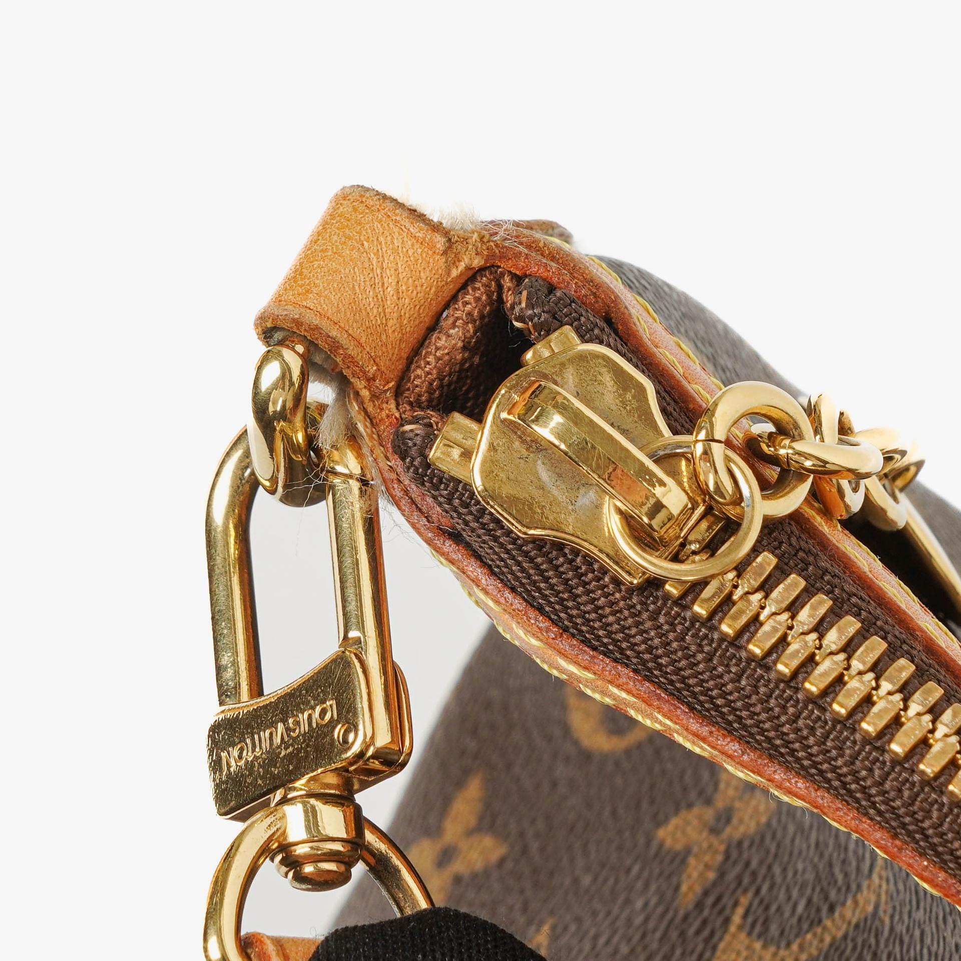 Louis Vuitton Palermo PM Schultertasche aus Monogram Canvas