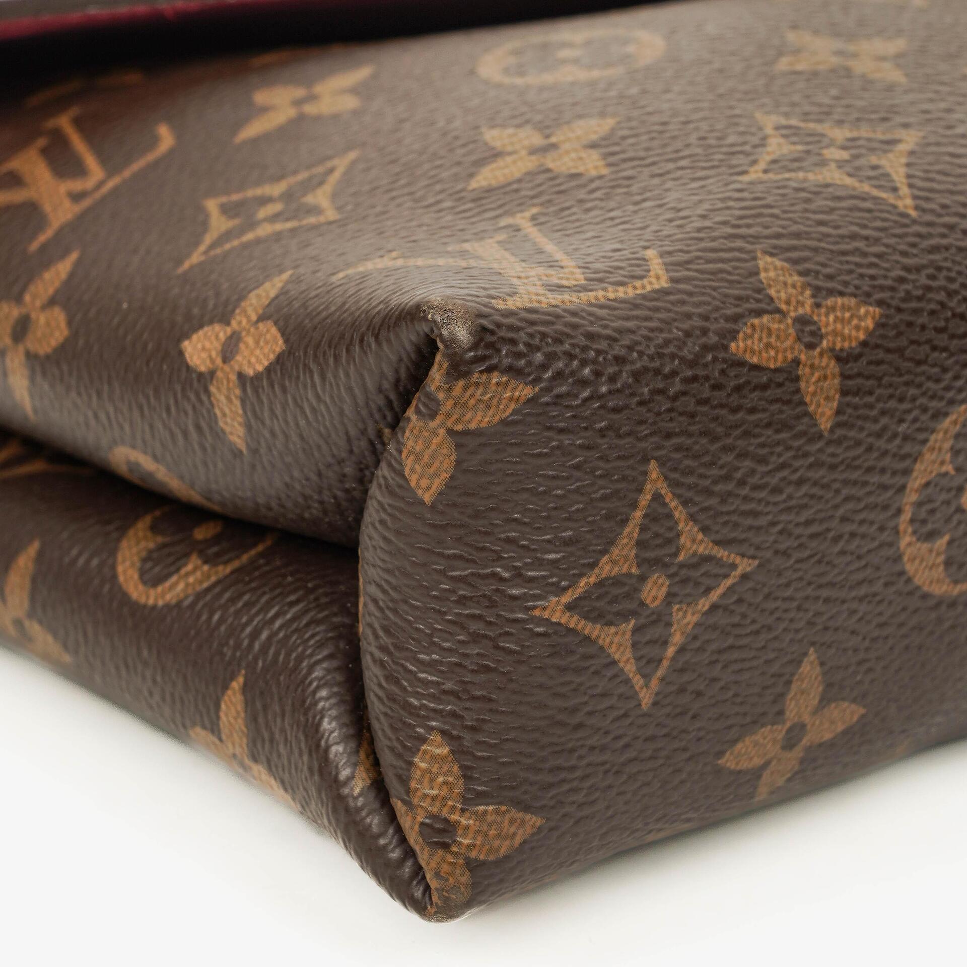 Louis Vuitton Pallas Tasche aus Monogram Canvas in Aurore