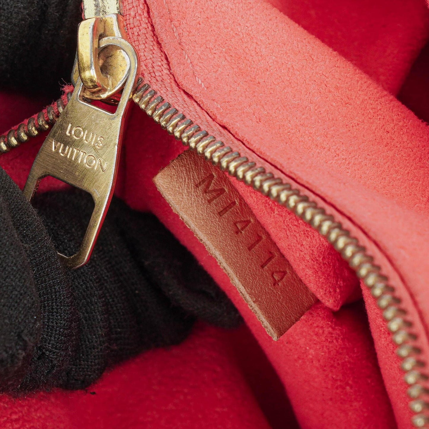 Louis Vuitton Pallas Rose Litchi Chain Tasche aus Monogram Canvas