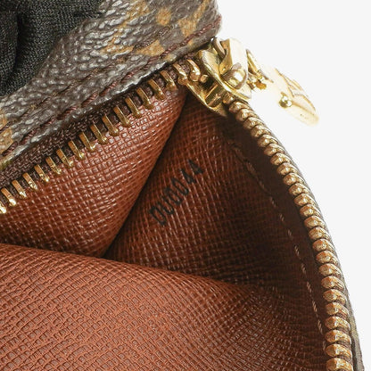 Louis Vuitton Papillon 25 Vintage Handtasche aus Monogram Canvas