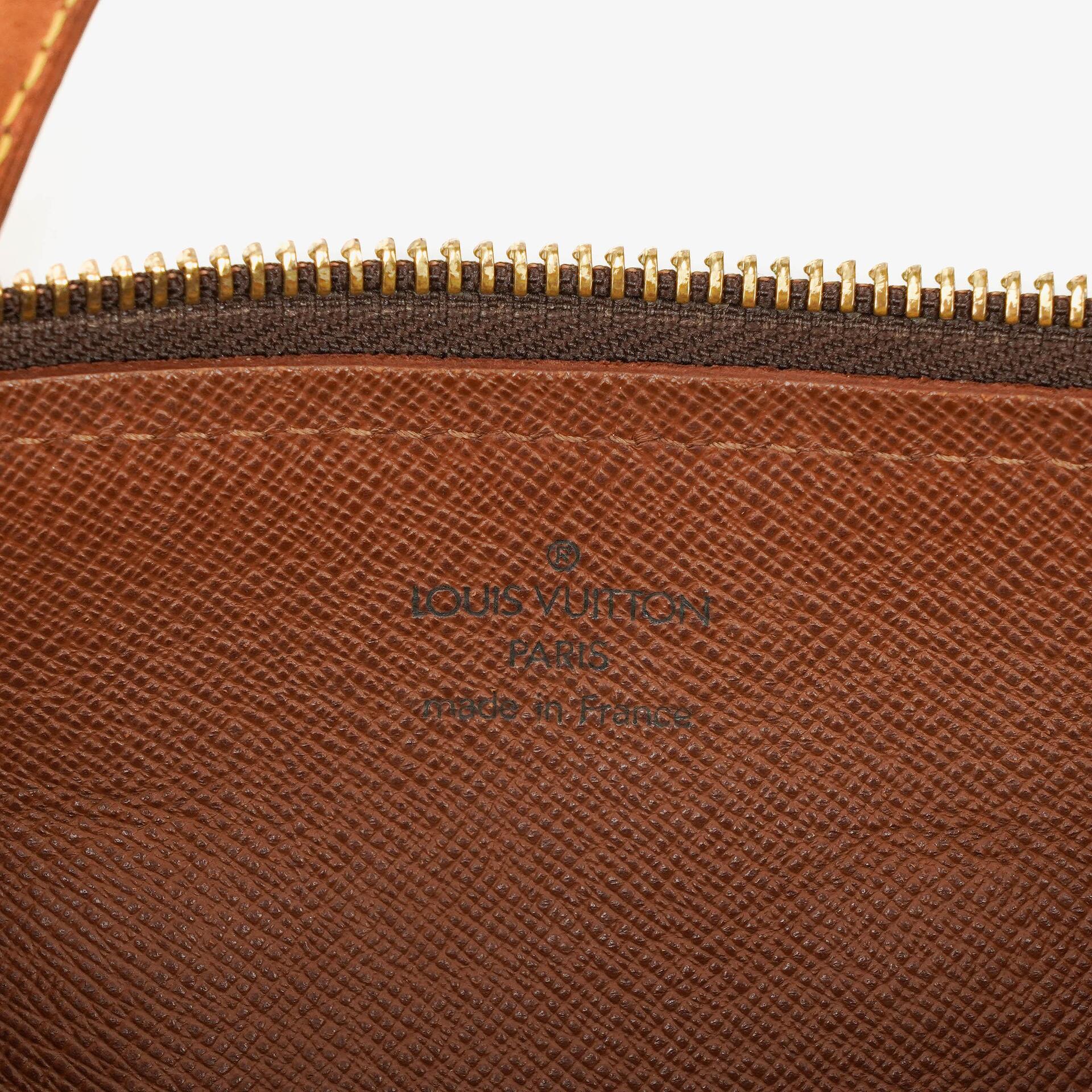 Louis Vuitton Papillon 25 Vintage Handtasche aus Monogram Canvas