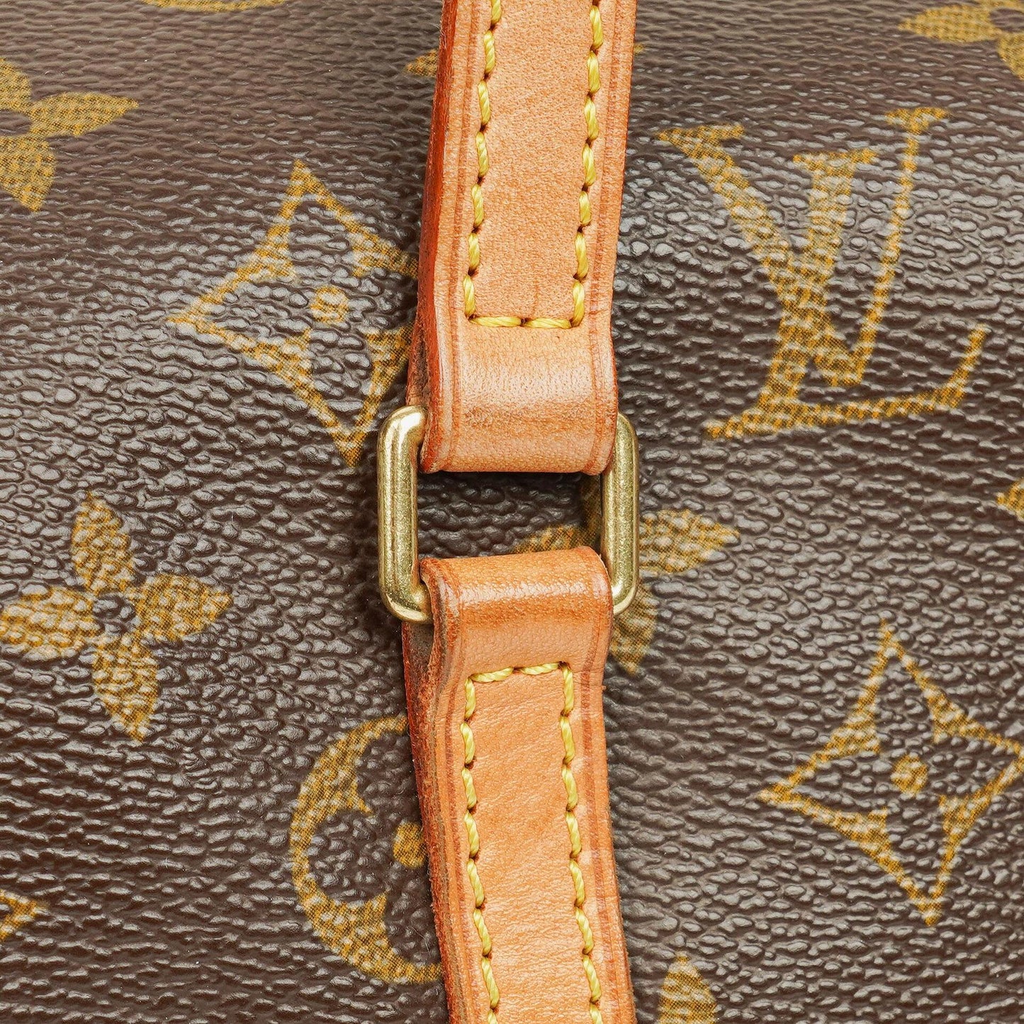 Louis Vuitton Papillon 25 Vintage Monogram Canvas Handtasche