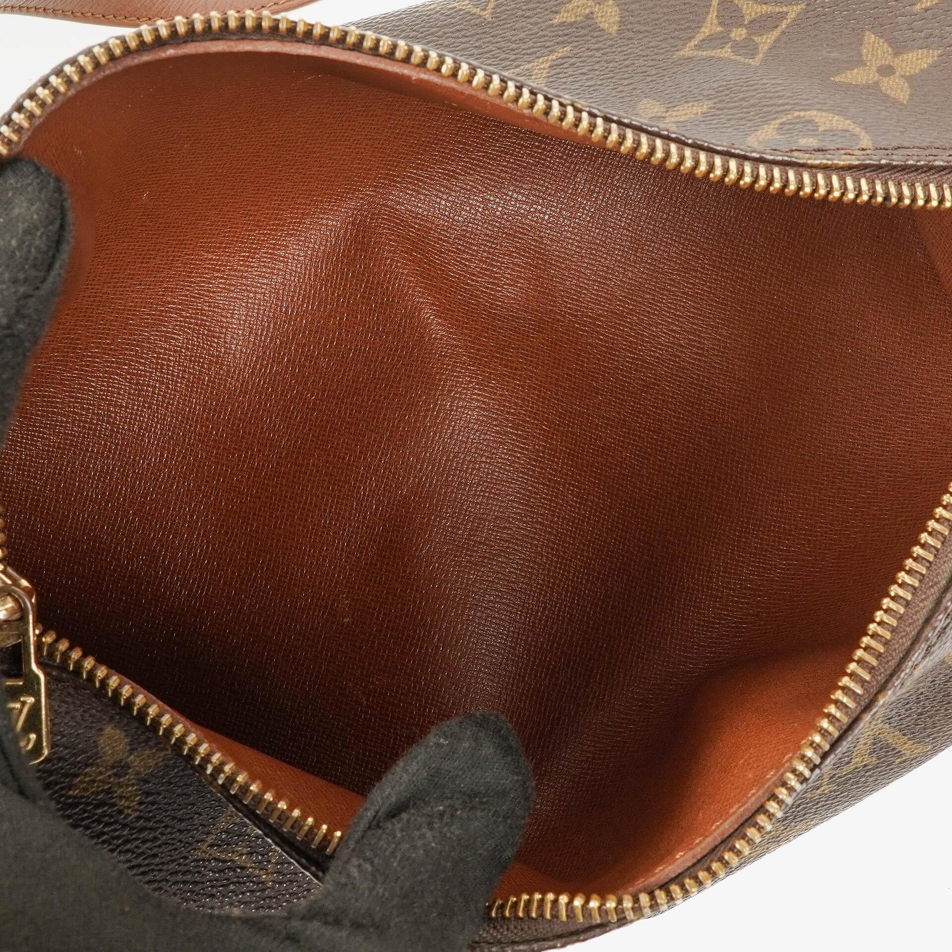 Louis Vuitton Papillon 25 Vintage Handtasche aus Monogram Canvas