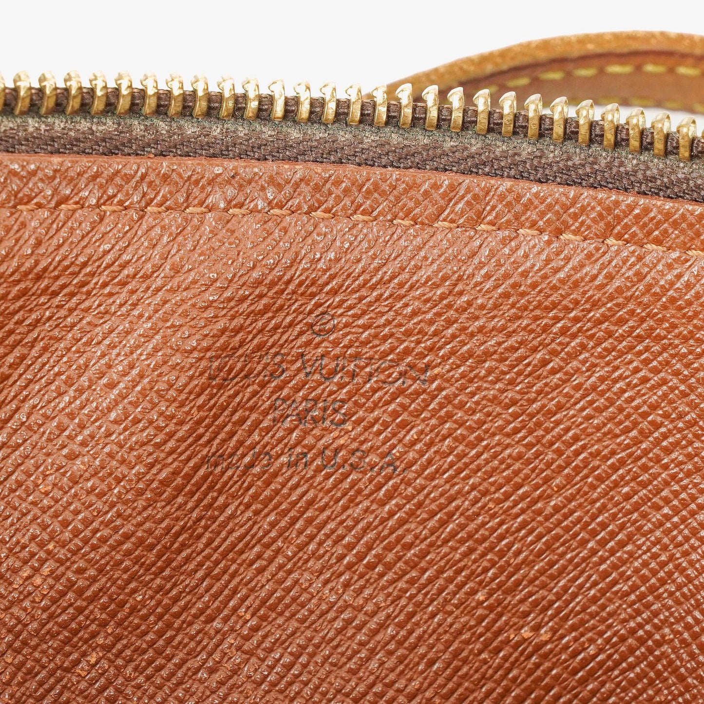 Louis Vuitton Papillon 25 Vintage Handtasche aus Monogram Canvas