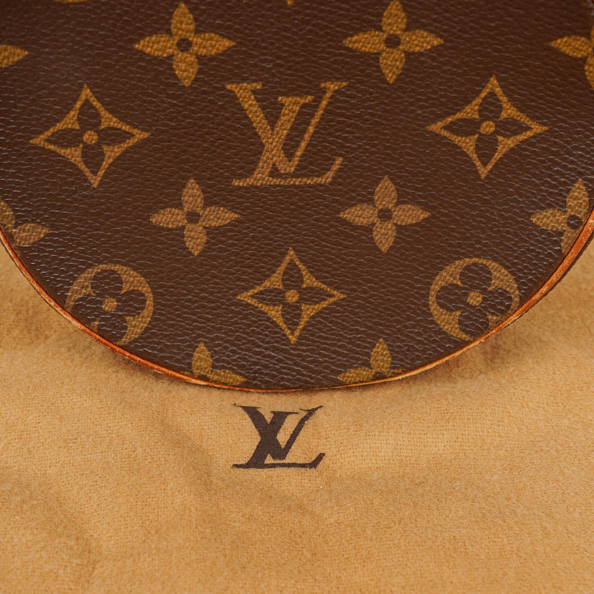 Louis Vuitton Papillon 25 Vintage Handtasche aus Monogram Canvas