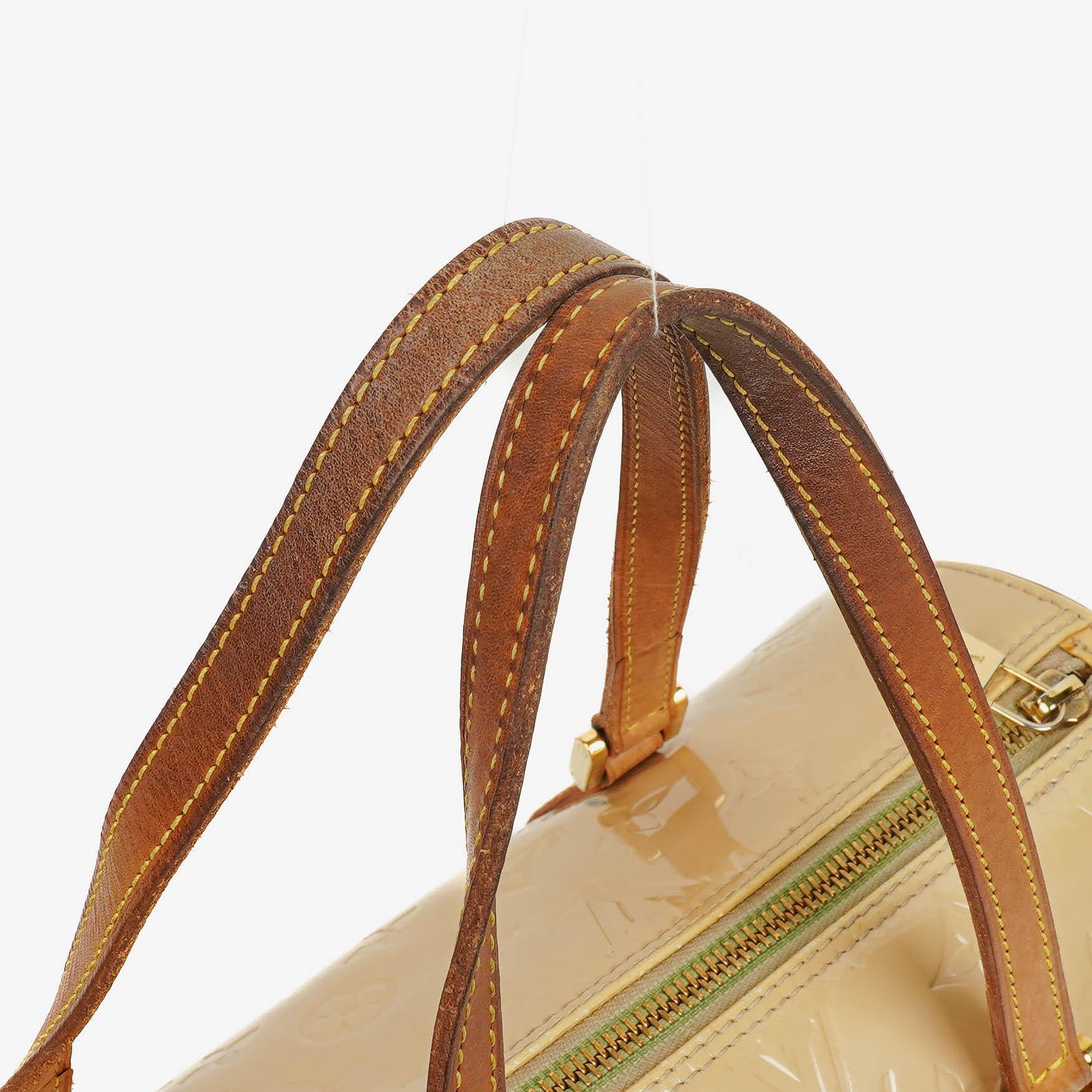 Louis Vuitton Papillon 30 Bedford Tasche aus cremebeigem Monogram Vernis Leder