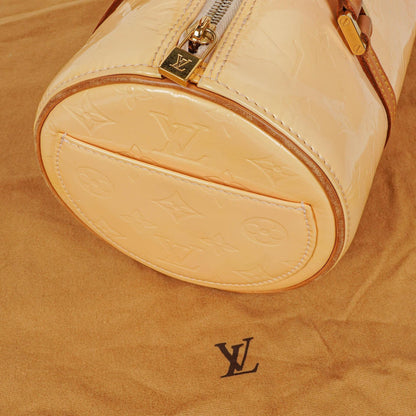 Louis Vuitton Papillon 30 Bedford Tasche aus cremebeigem Monogram Vernis Leder