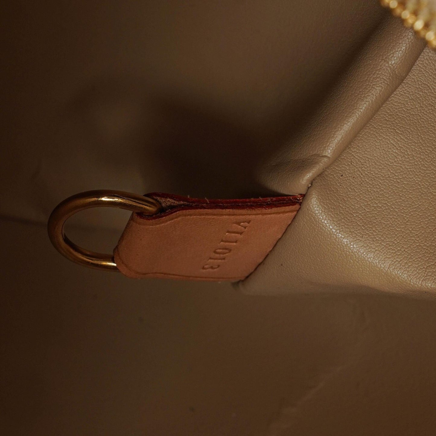 Louis Vuitton Papillon 30 Bedford Tasche aus gelbem Monogram Vernis Leder