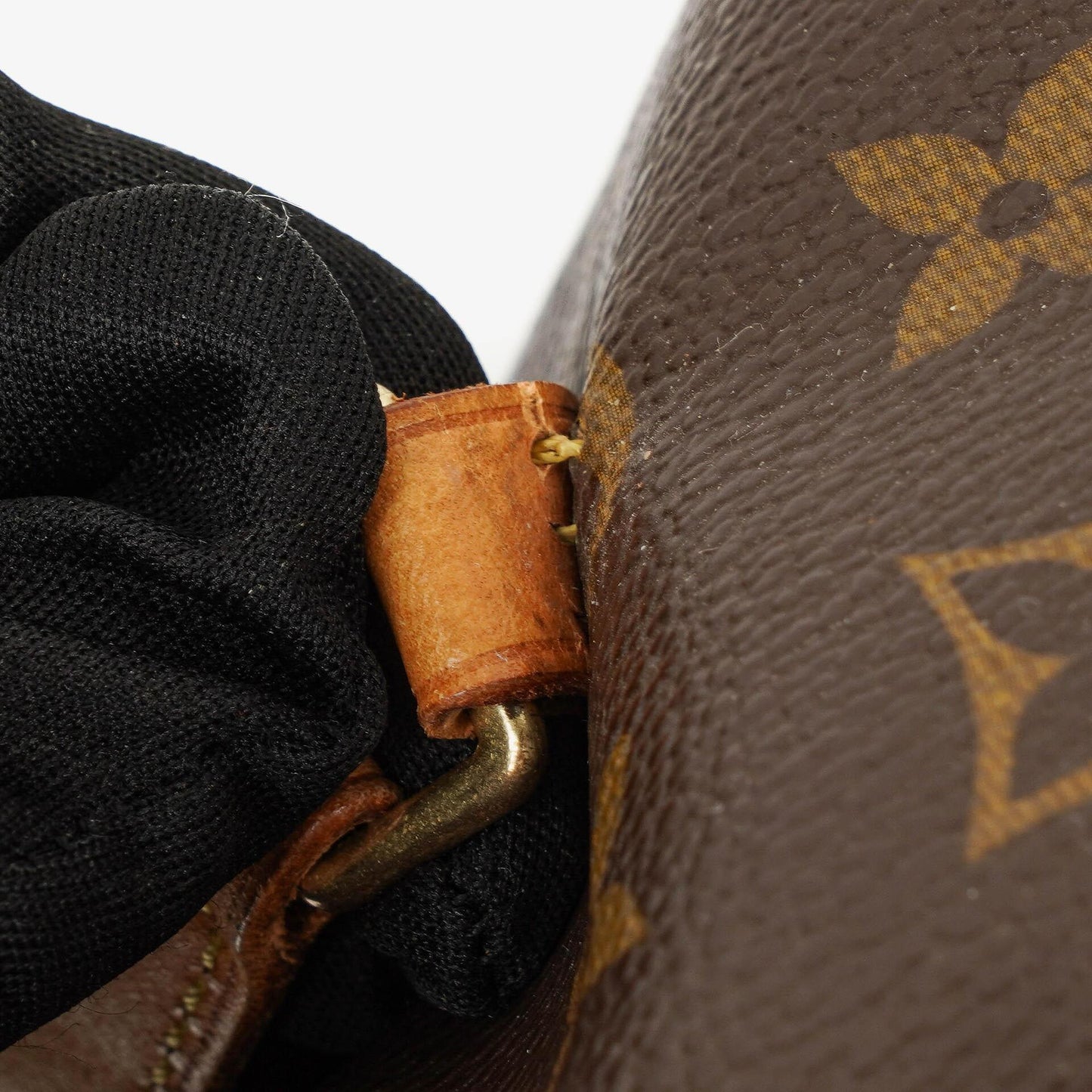 Louis Vuitton Vintage Papillon 30 Handtasche aus Monogram Canvas