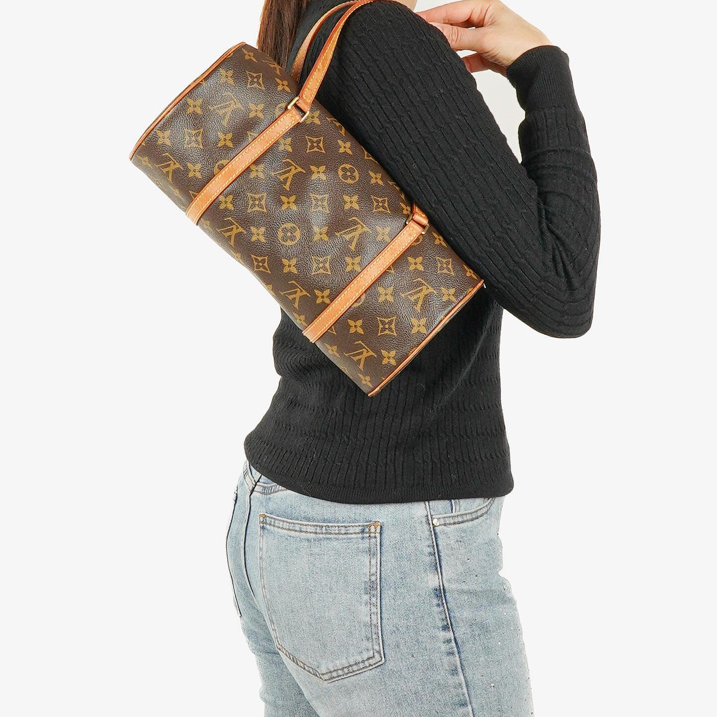 Louis Vuitton Papillon 30 Vintage Handtasche aus Monogram Canvas mit Mini Papillon Pochette