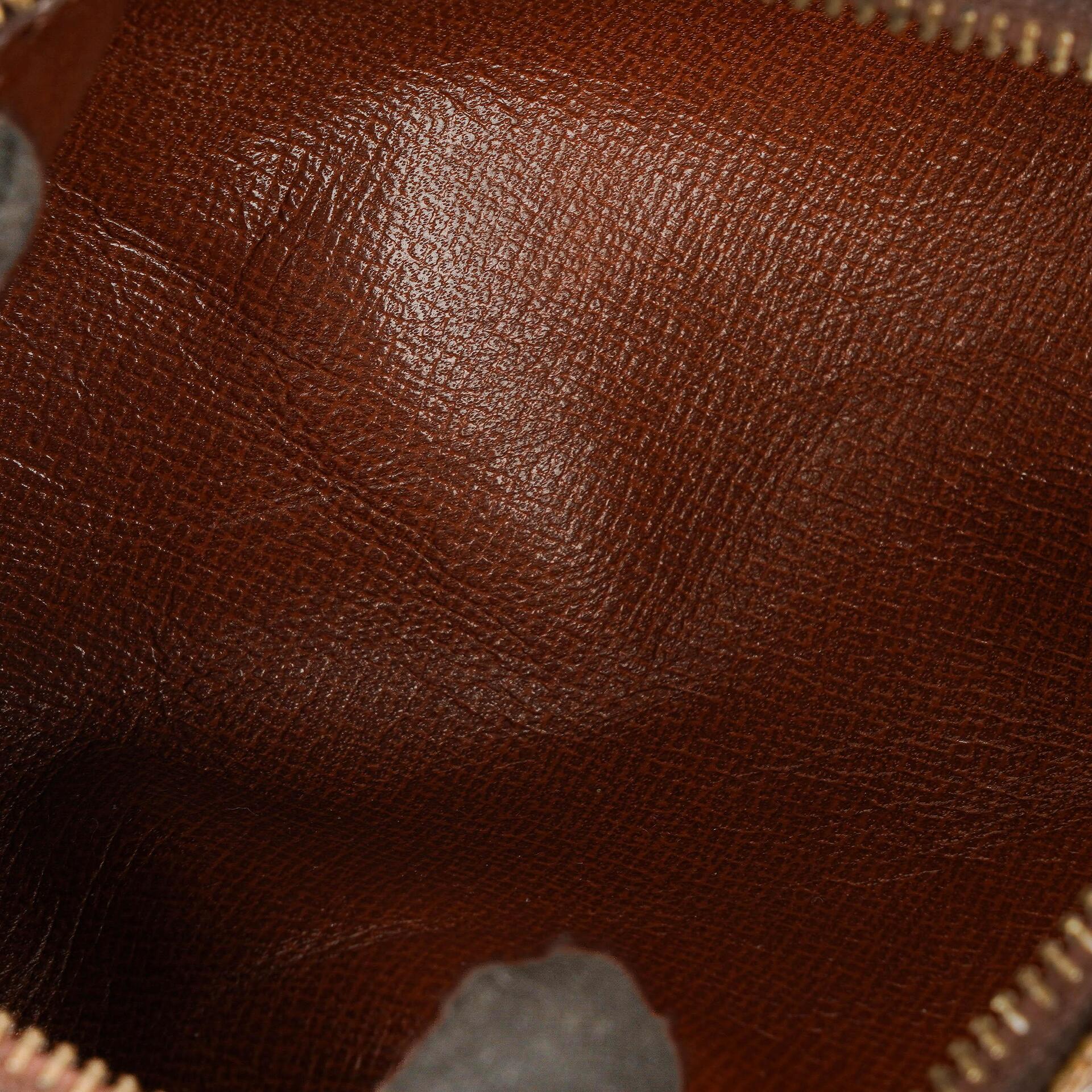 Louis Vuitton Papillon 30 Vintage Handtasche aus Monogram Canvas mit Mini Papillon Pochette
