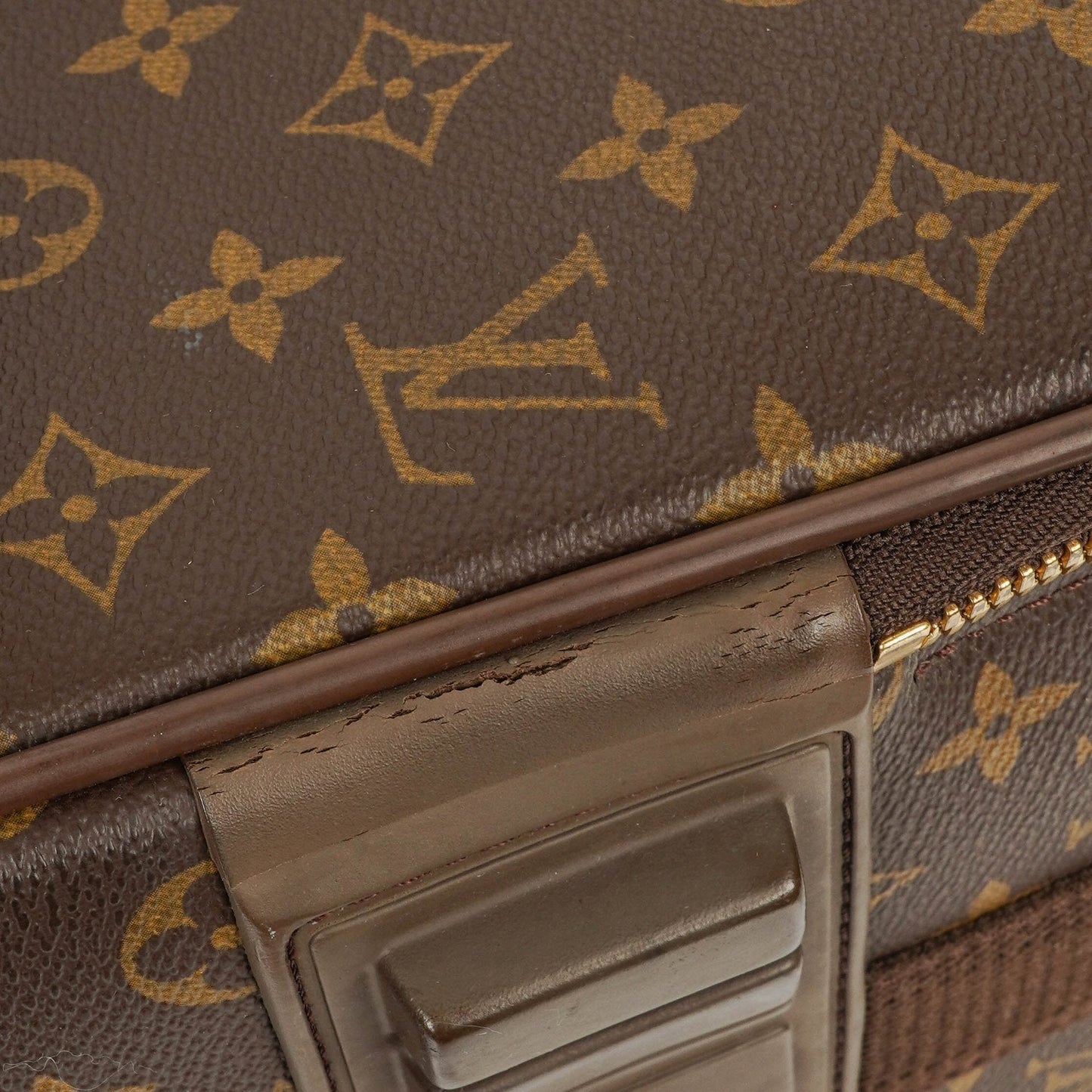 Louis Vuitton Pégase 55 Vintage Koffer aus Monogramm Canvas