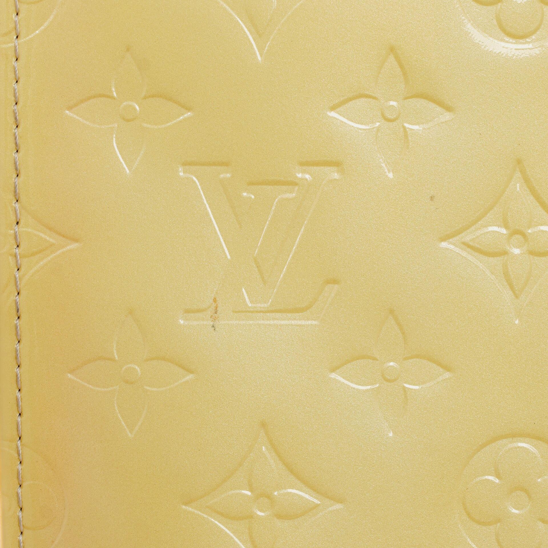 Louis Vuitton Maple Drive Tasche aus perlefarbenem Monogram Vernis