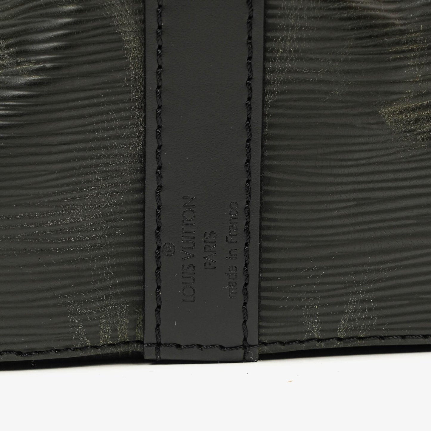 Louis Vuitton Petit Noé Schultertasche aus schwarzem Epi Leder
