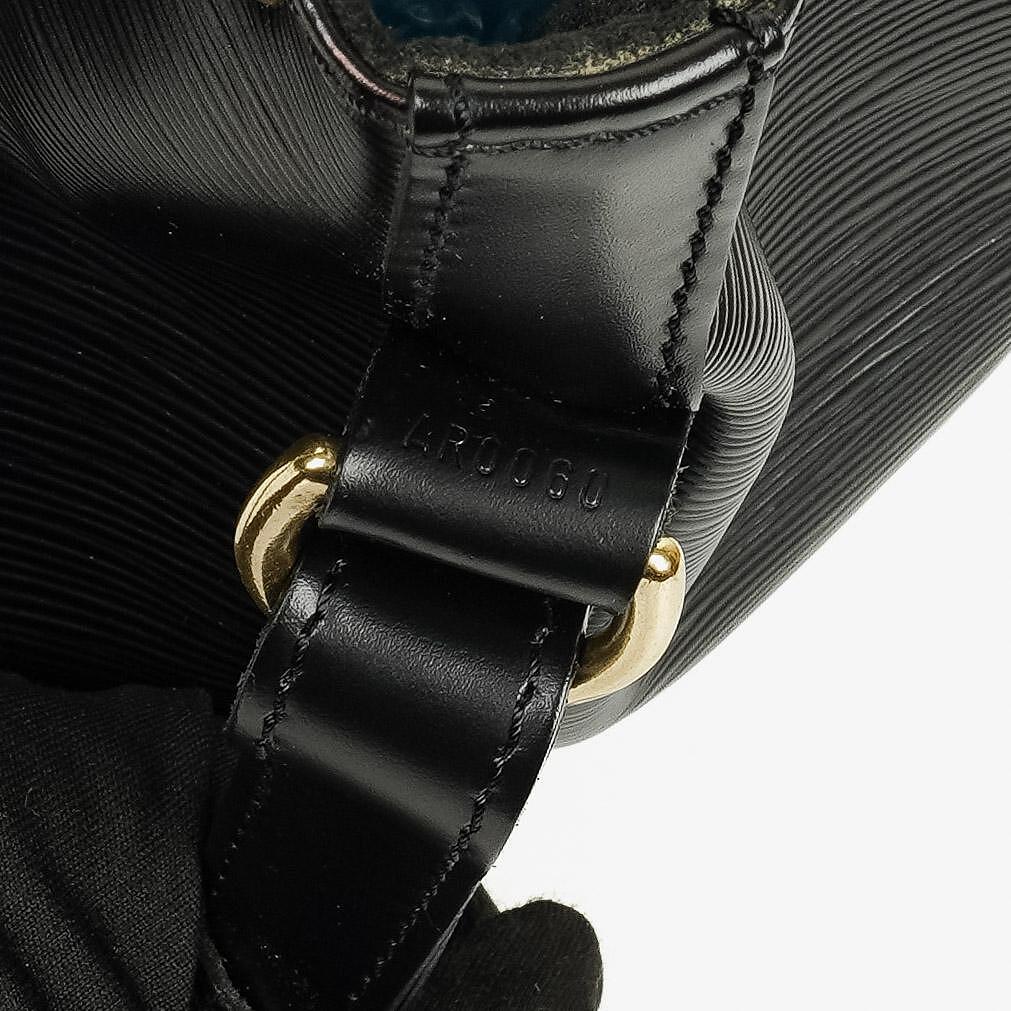 Louis Vuitton Petit Noé Schultertasche aus schwarzem Epi-Leder