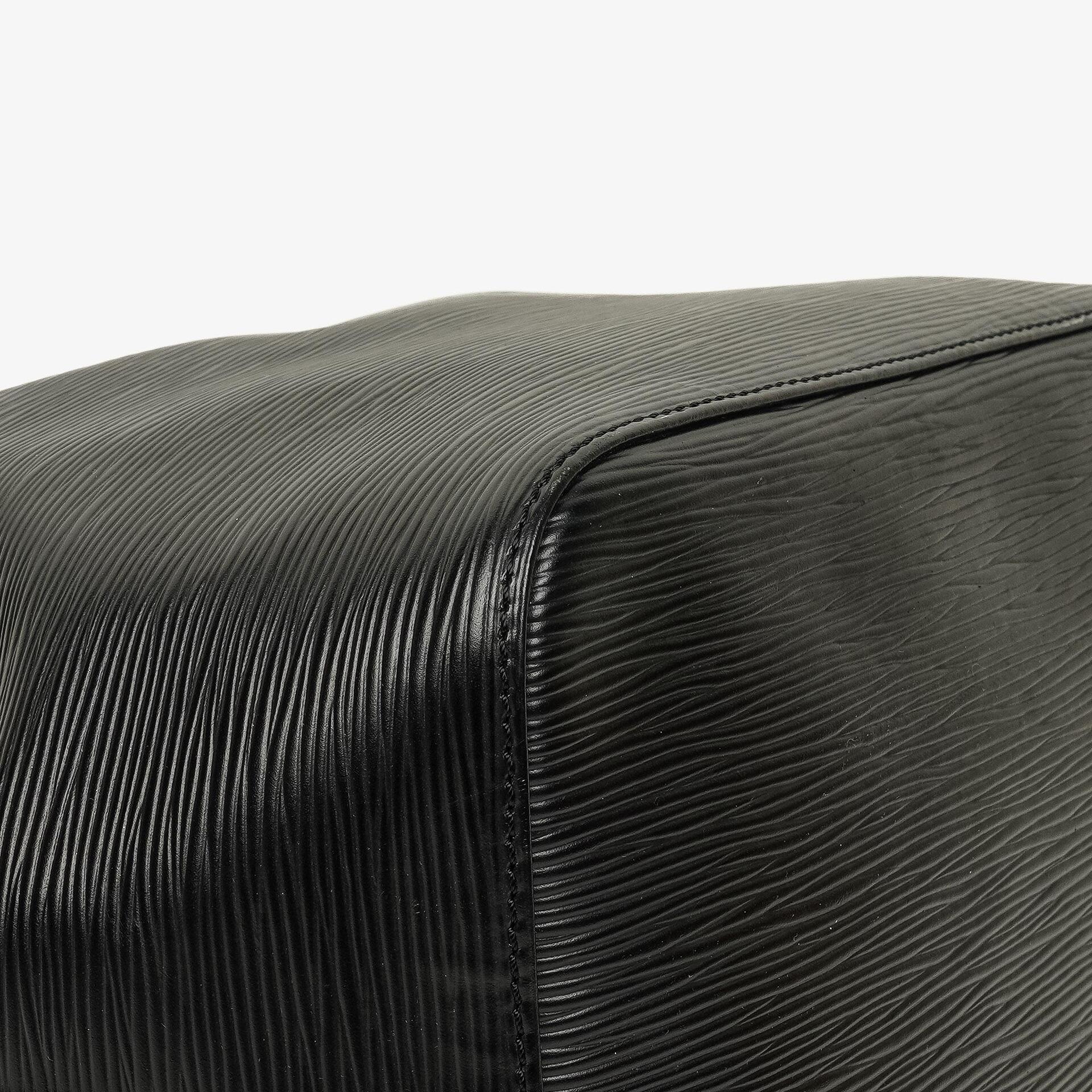 Louis Vuitton Petit Noé Schultertasche aus schwarzem Epi-Leder