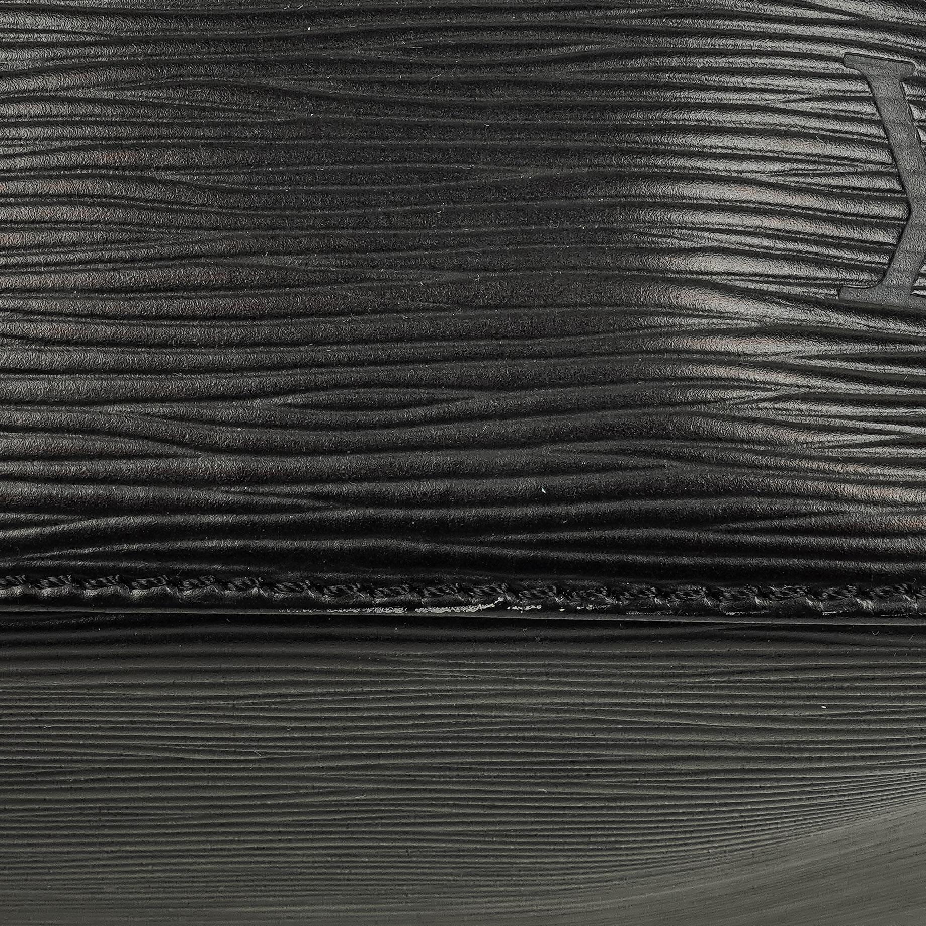 Louis Vuitton Petit Noé Schultertasche aus schwarzem Epi-Leder