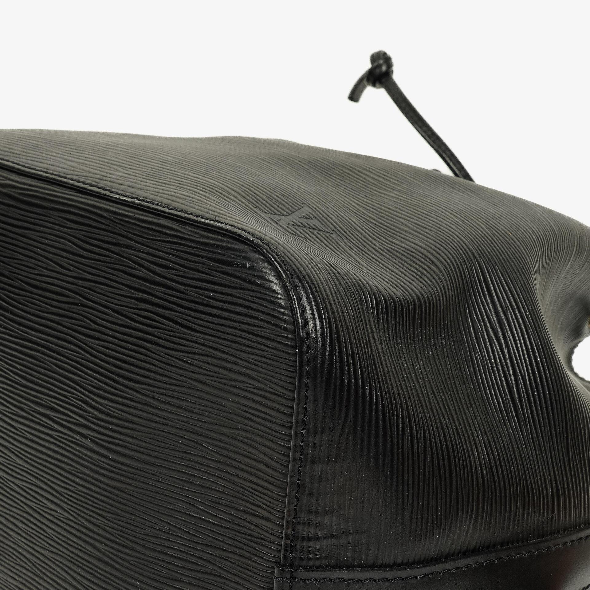 Louis Vuitton Petit Noé Schultertasche aus schwarzem Epi-Leder