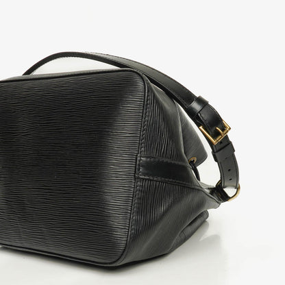 Louis Vuitton Petit Noé Schultertasche aus schwarzem Epi Leder