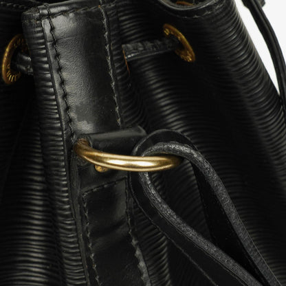 Louis Vuitton Petit Noé Schultertasche aus schwarzem Epi Leder