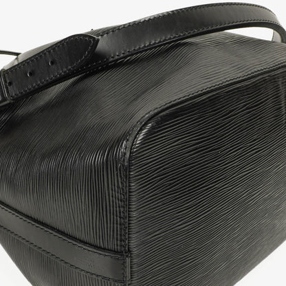Louis Vuitton Petit Noé Schultertasche aus schwarzem Epi Leder