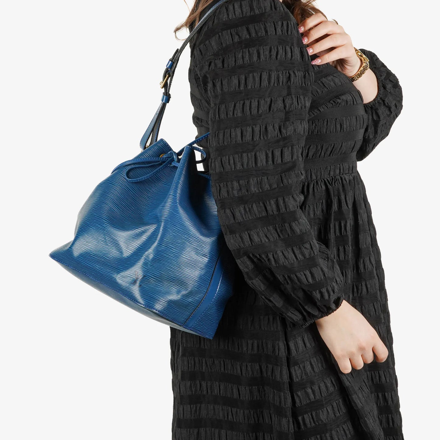 Louis Vuitton Petit Noé Schultertasche aus blauem Epi Leder