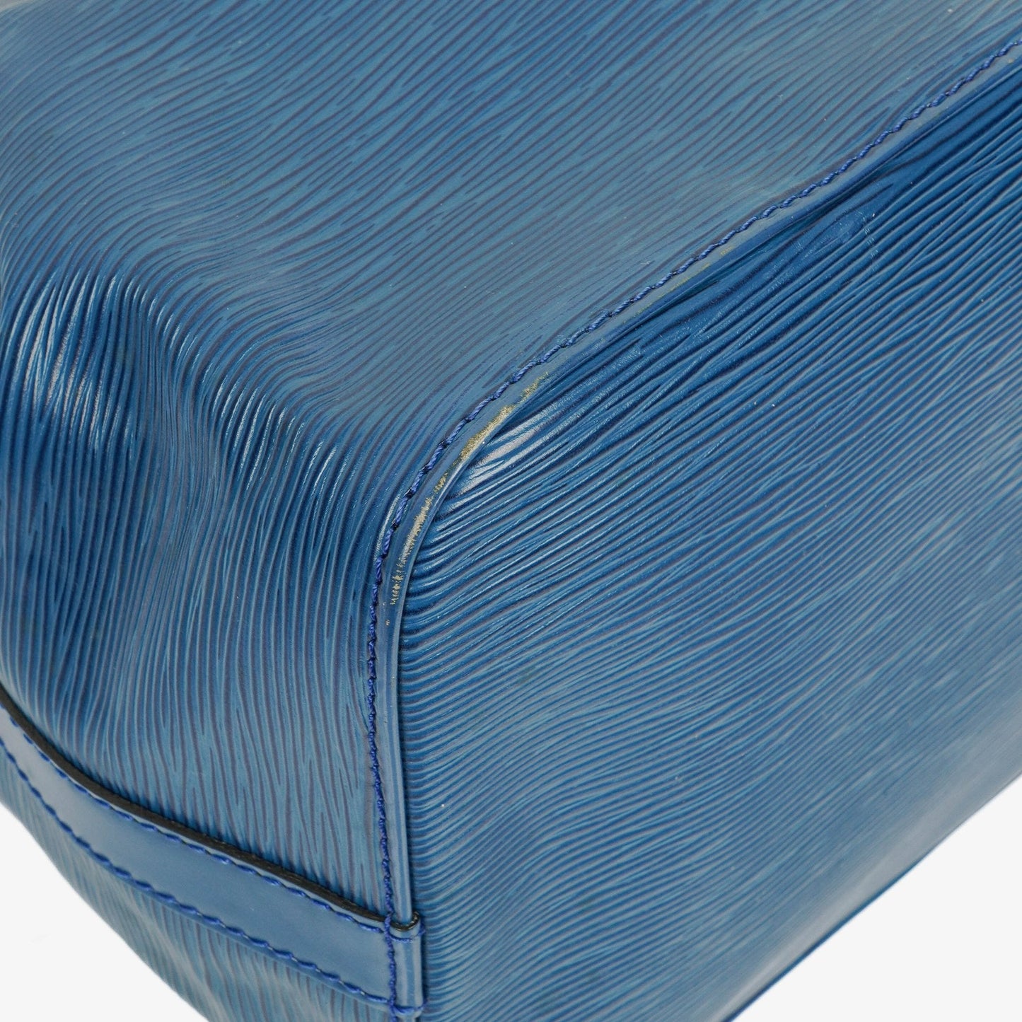 Louis Vuitton Petit Noé Schultertasche aus blauem Epi Leder