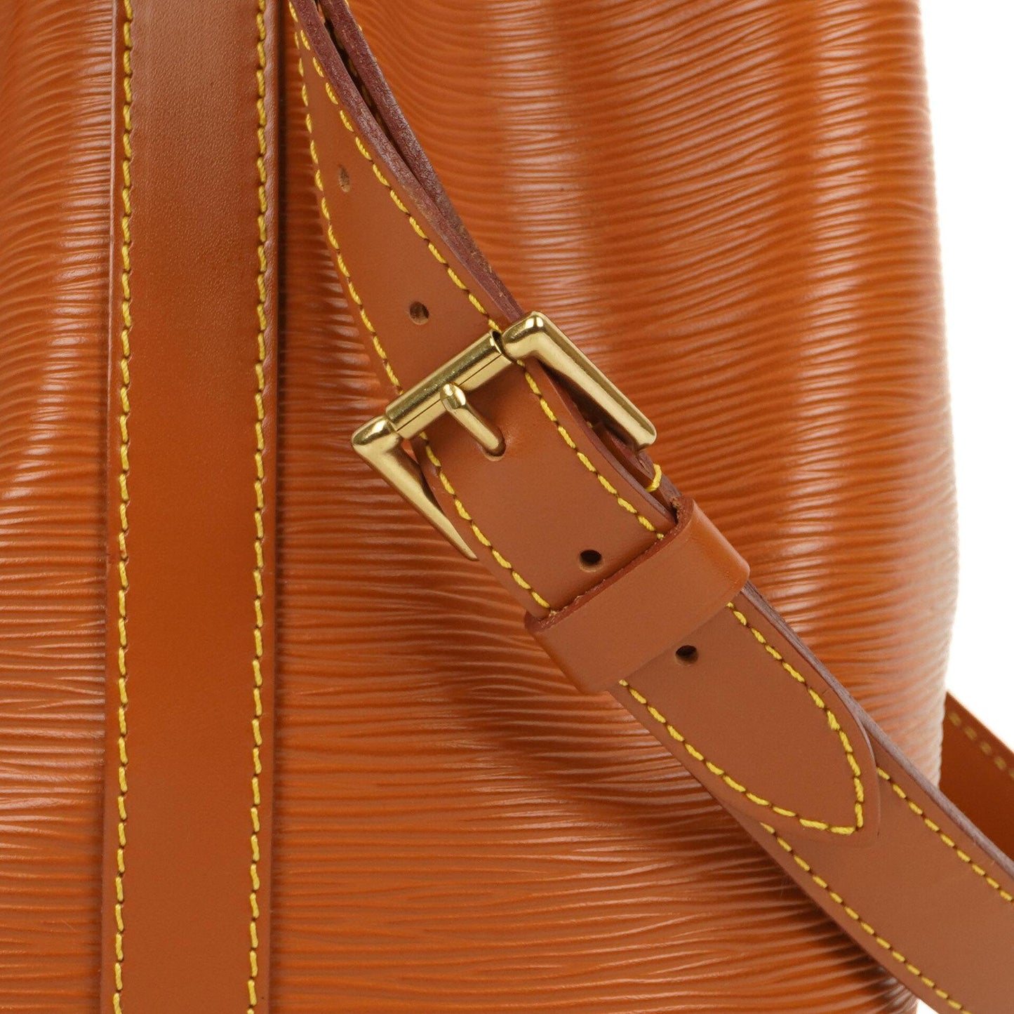 Louis Vuitton Petit Noe Schultertasche aus Cognac EPI Leder
