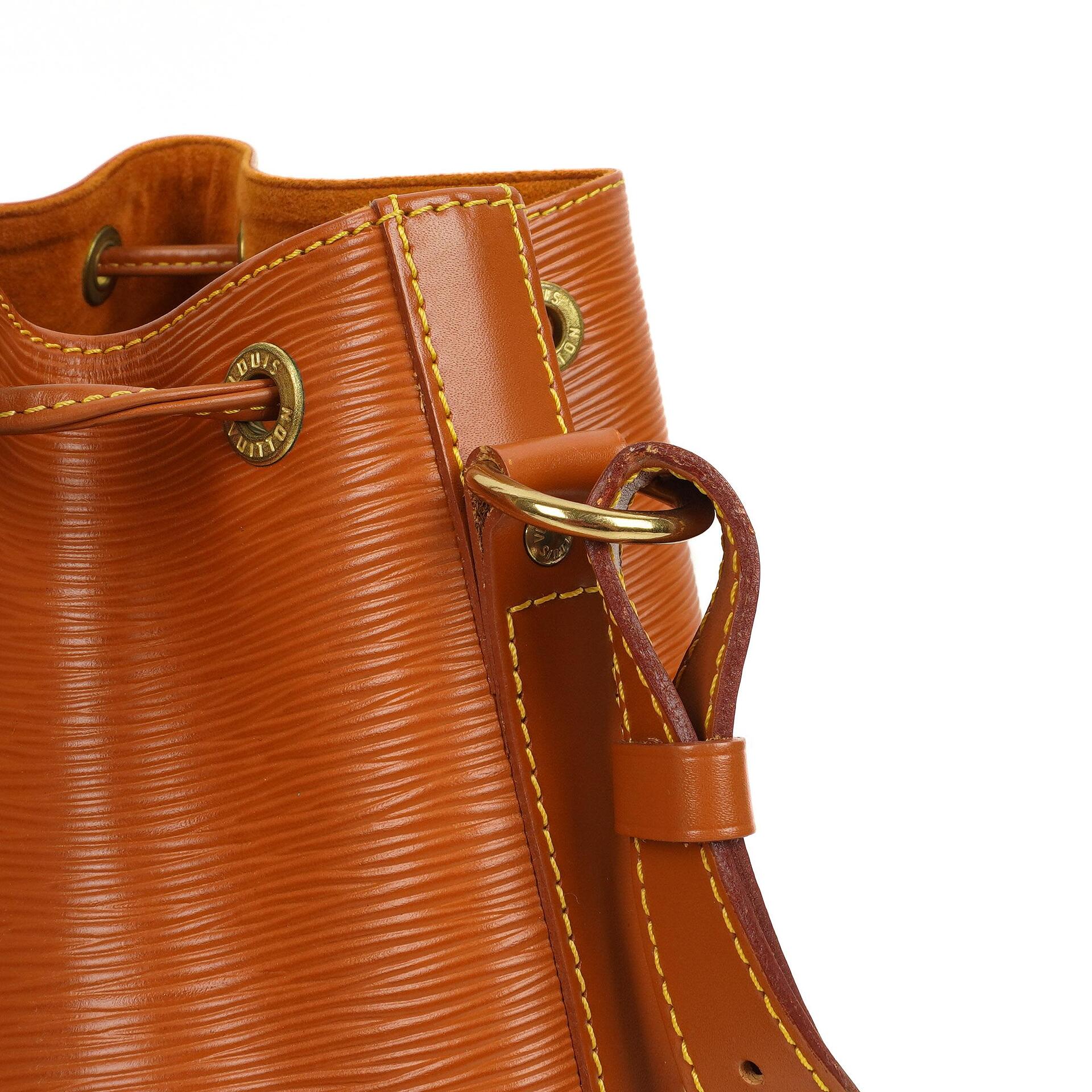 Louis Vuitton Petit Noe Schultertasche aus Cognac EPI Leder