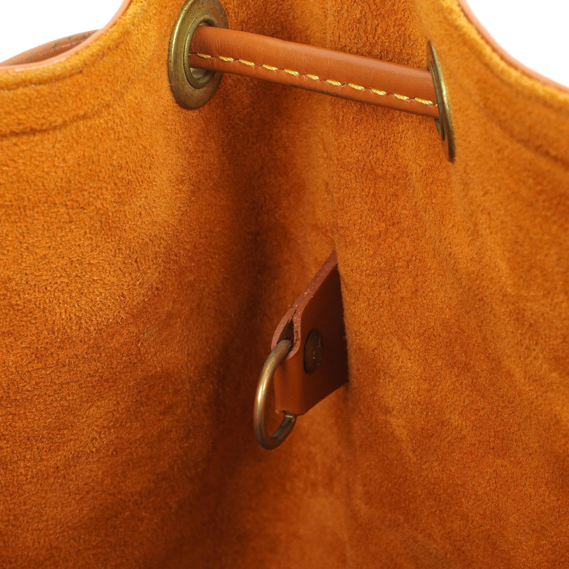 Louis Vuitton Petit Noe Schultertasche aus Cognac EPI Leder