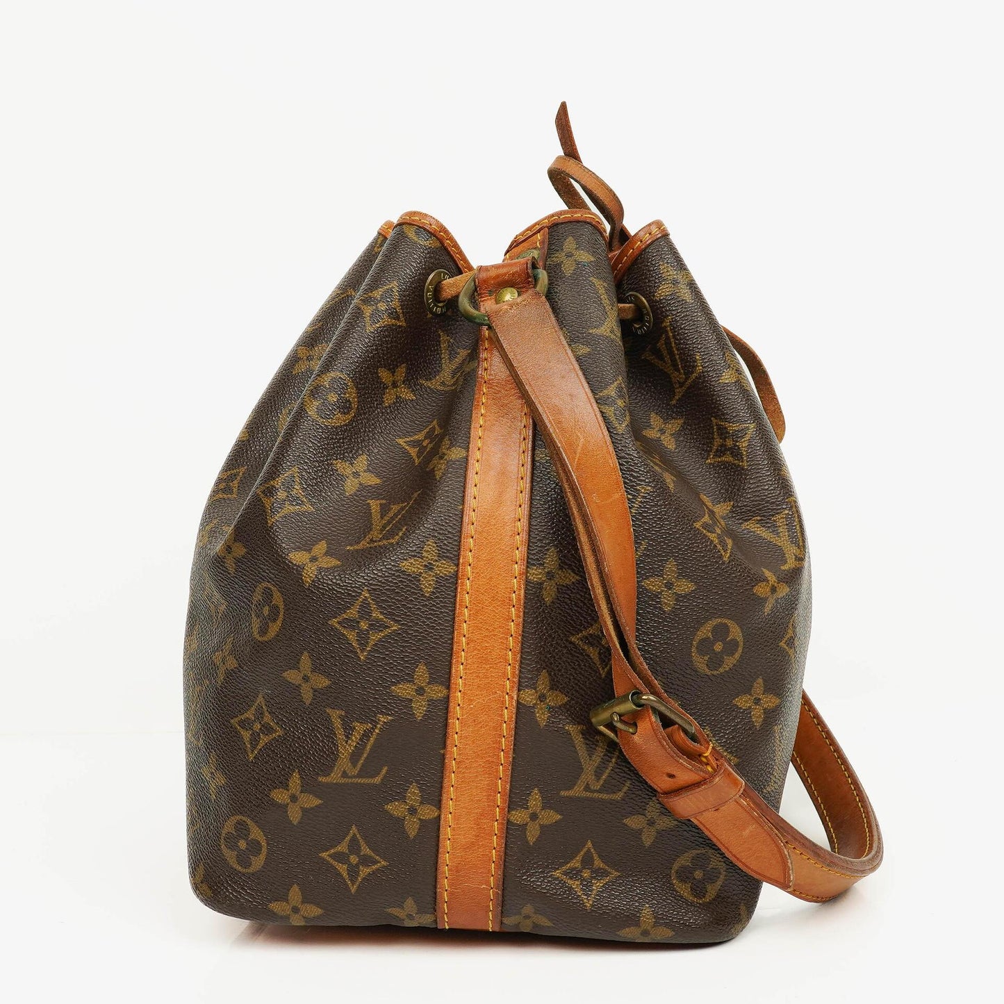 Louis Vuitton Petit Noé Malletier Schultertasche aus Monogram Canvas