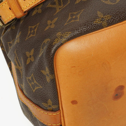Louis Vuitton Petit Noé Malletier Monogram Canvas Schultertasche