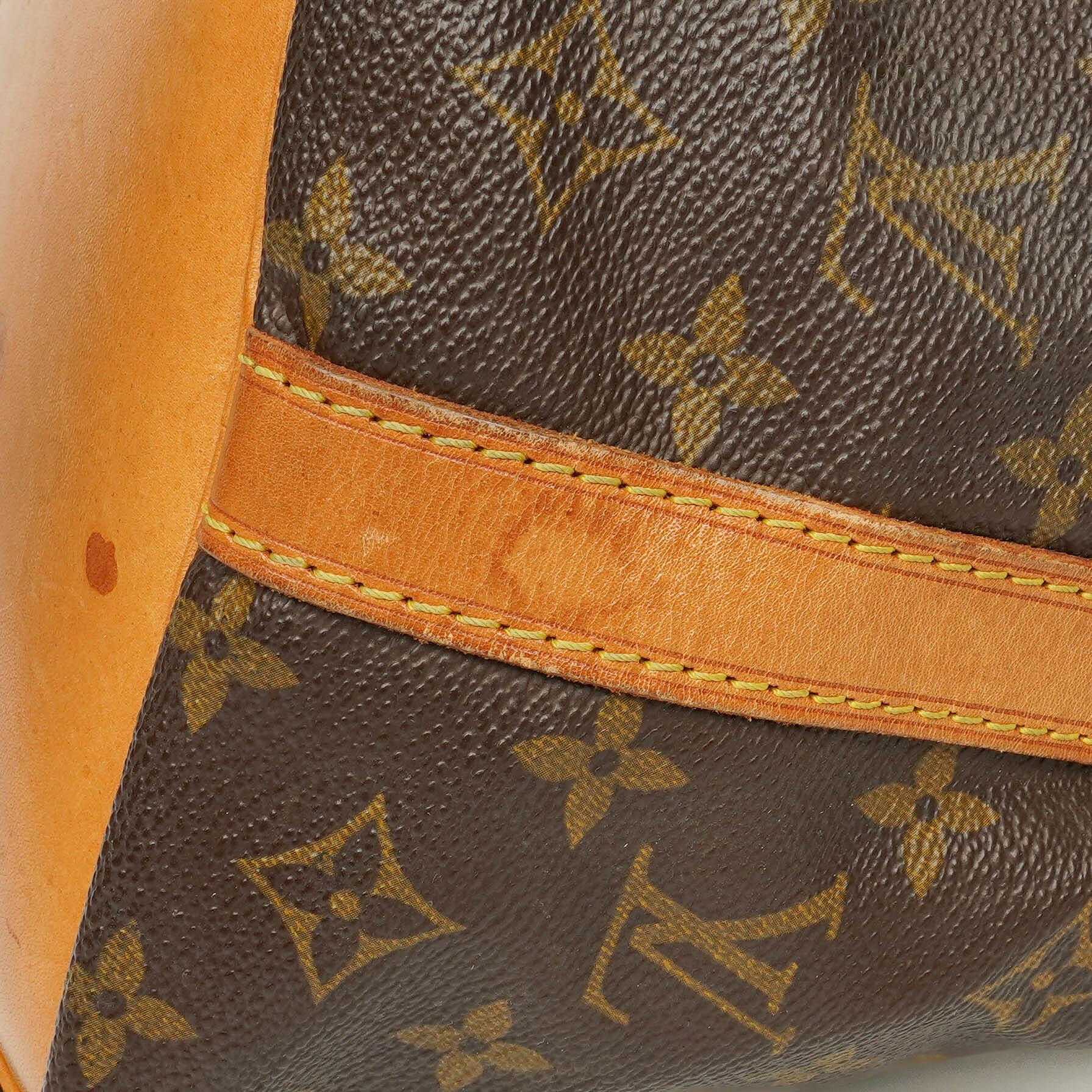 Louis Vuitton Petit Noé Malletier Monogram Canvas Schultertasche