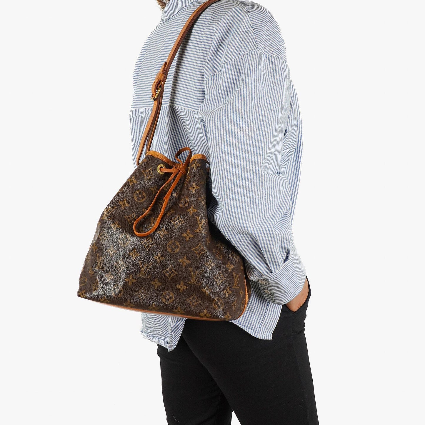 Louis Vuitton Petit Noe Monogram Canvas Schultertasche Gut