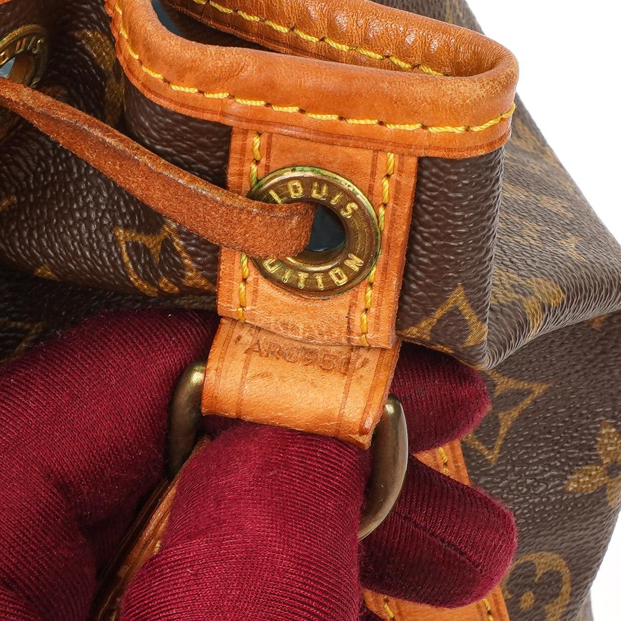Louis Vuitton Petit Noe Monogram Canvas Schultertasche