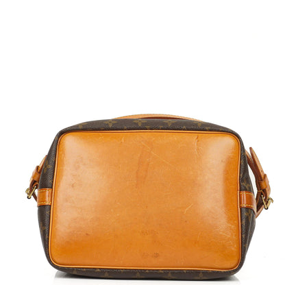Louis Vuitton Petit Noe Schultertasche aus Monogram Canvas